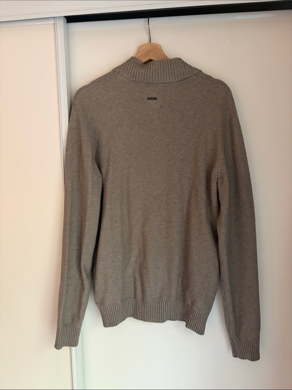 Men's Half-Zip Cable Knit Sweater - Picture 4 of 4